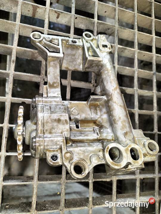 Pompa oleju BMW E46 E60 E61 E65 E66 X3 E83 E5 osobowe śląskie Poręba
