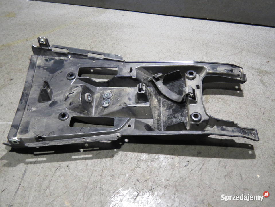 YAMAHA MT125 MT 125 ZAŚLEPKA WYPEŁNIENIE PLASTIK Olsztyn