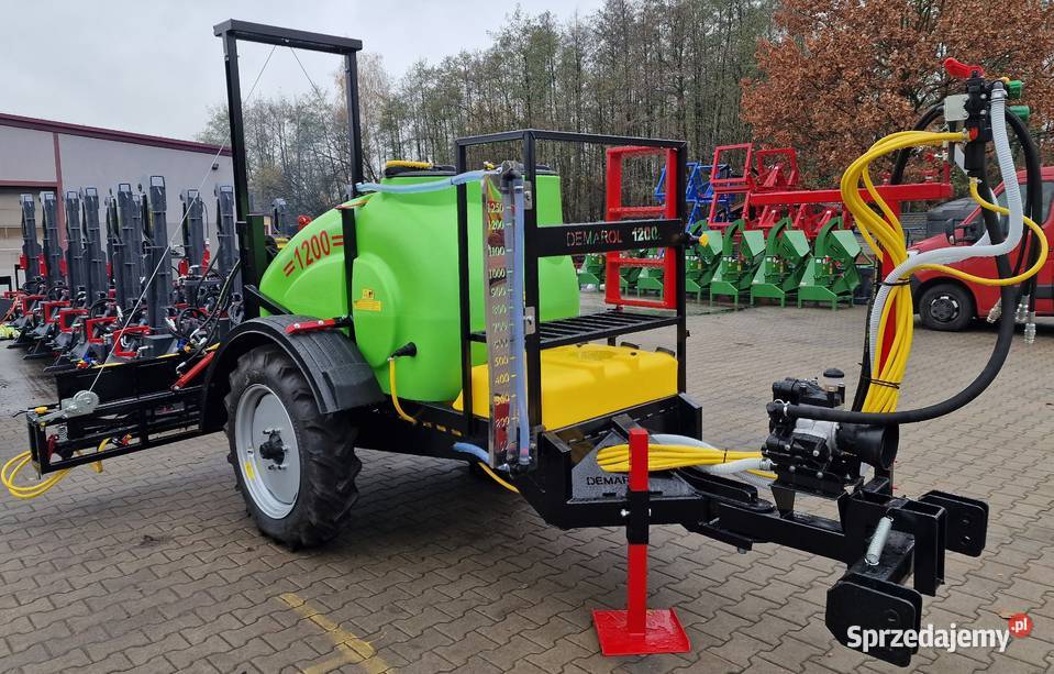 Opryskiwacz na kołach 1200 litrów Nowy pomorskie