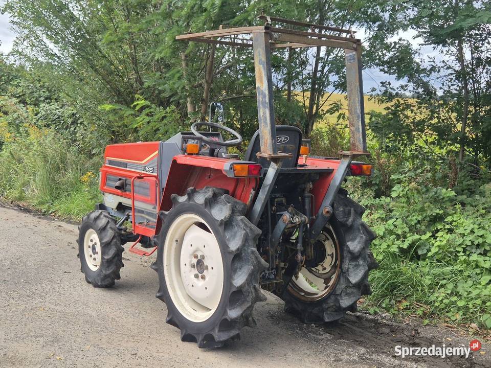 Traktorek traktor YANMAR F195D 19 44 Małuszyn sprzedam