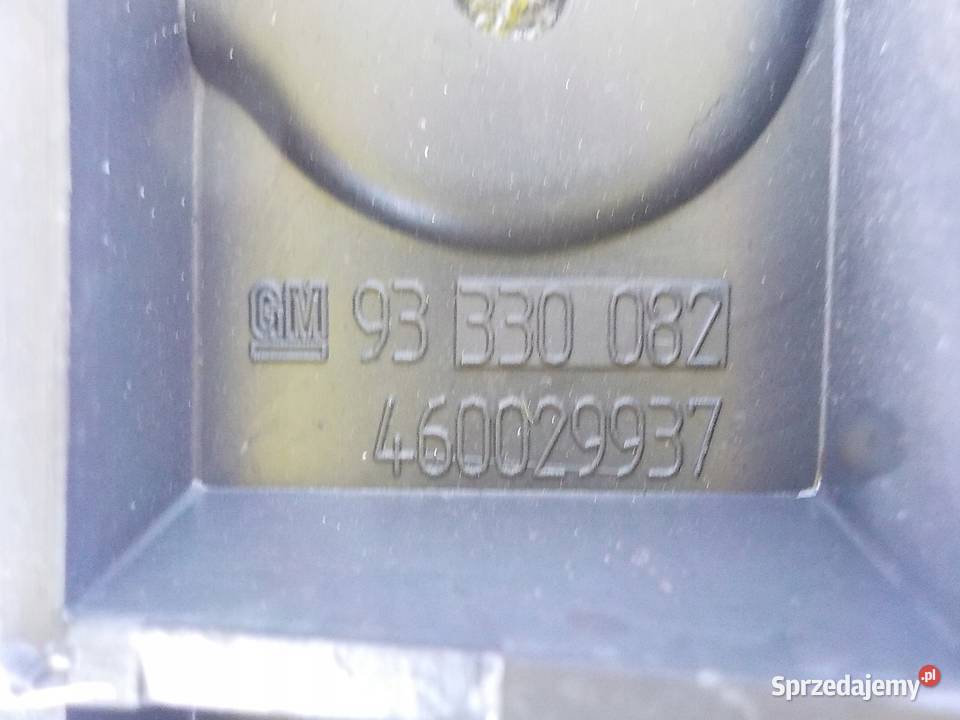 ŚLIZG ZDERZAKA PRAWY LEWY TYŁ OPEL MERIVA A osobowe Nowy Tomyśl