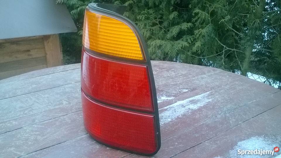 Lampa prawy tył BMW E36 Kombi Tarnów