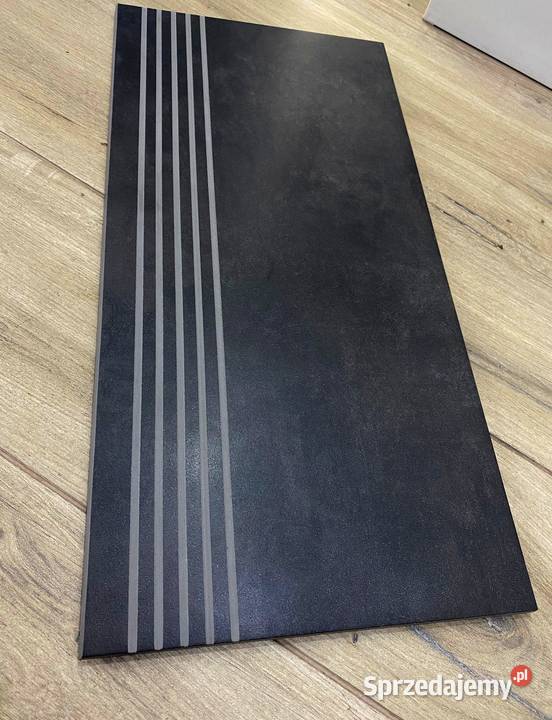 Płytki na schody ANTYPOŚLIZGOWE 30x60 Łask