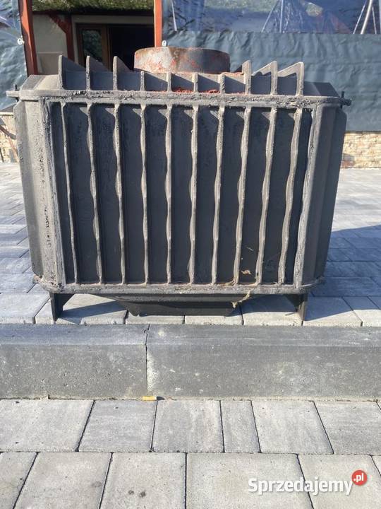 Wkład kominkowy żeliwny z rurą