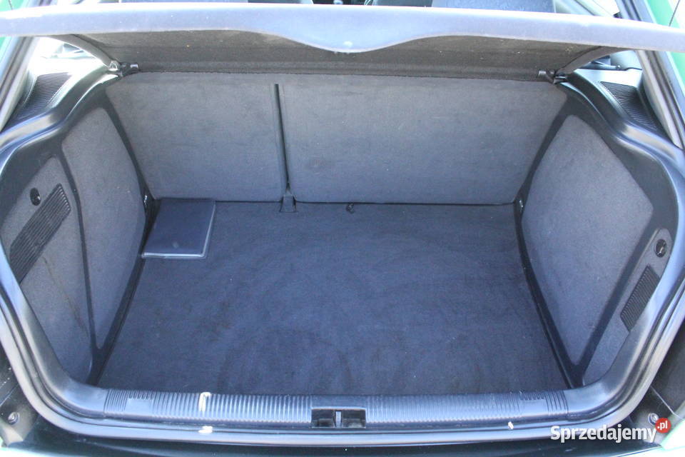 Audi A3 18 V5 benzyna 125 4 900 Radlin