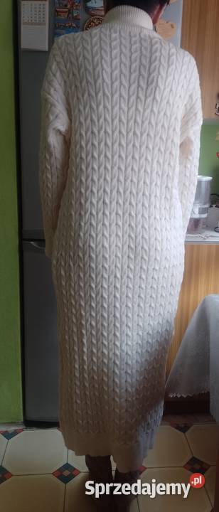 4042 LXL Długa sukienka dzianinowa z golfem z Kraków