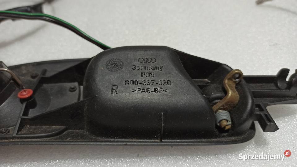 Kalamka drzwi wewnętrzna Audi A4 B5 8D0837020 osobowe podkarpackie Dębica