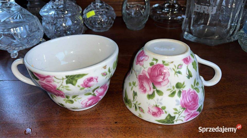 2 Duże FILIŻANKI z różami 400 ml Bez sygnatury Gdańsk