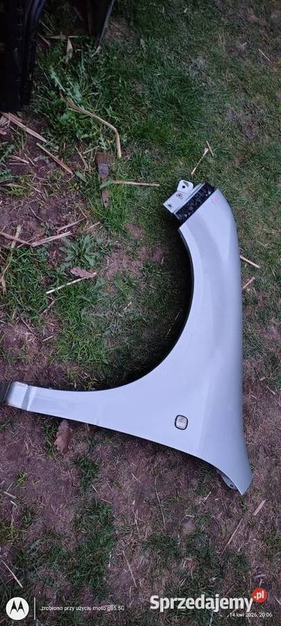 Błotnik lewy przedni Skoda Fabia 1 lakier 9102 Rok produkcji 2000 Lubin