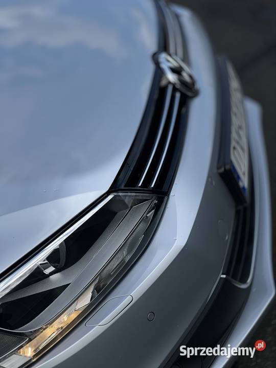 Volkswagen Jetta 16 TDI Highline 2011 226 Manual Wrocław