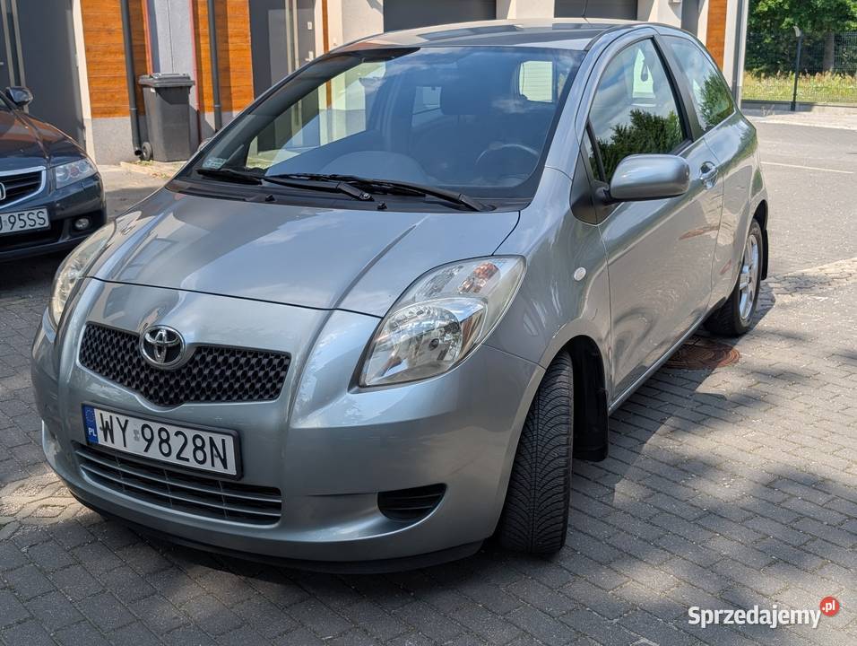 Poszukiwany Yaris 13 oryginalny przebieg 87KM sprzedam