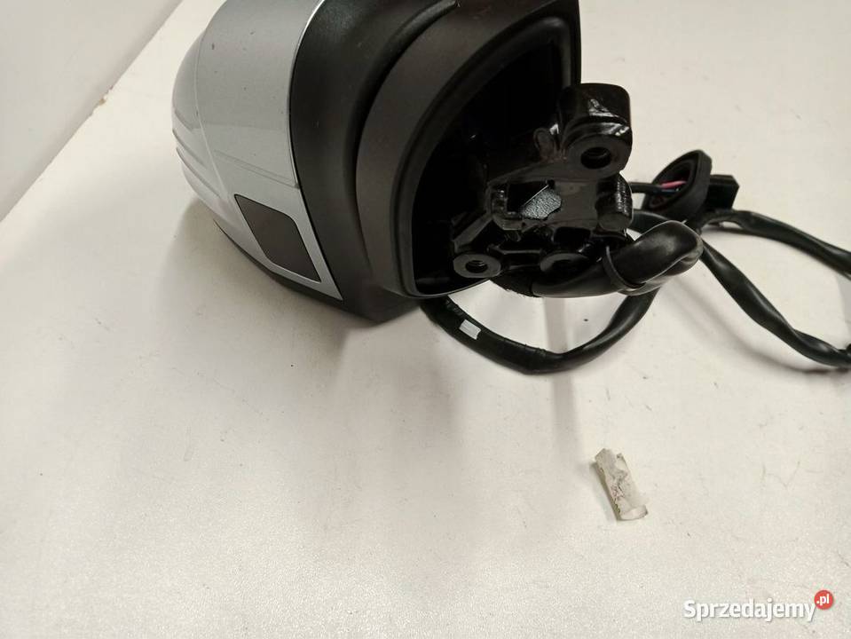 LUSTERKO LEWE AUDI A4 B9 12 PIN ASYSTENT ZMIANY Rakoniewice