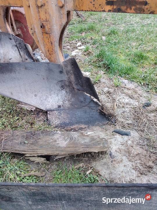 Sprzedam pług obrotowy 3x40 sprzedam