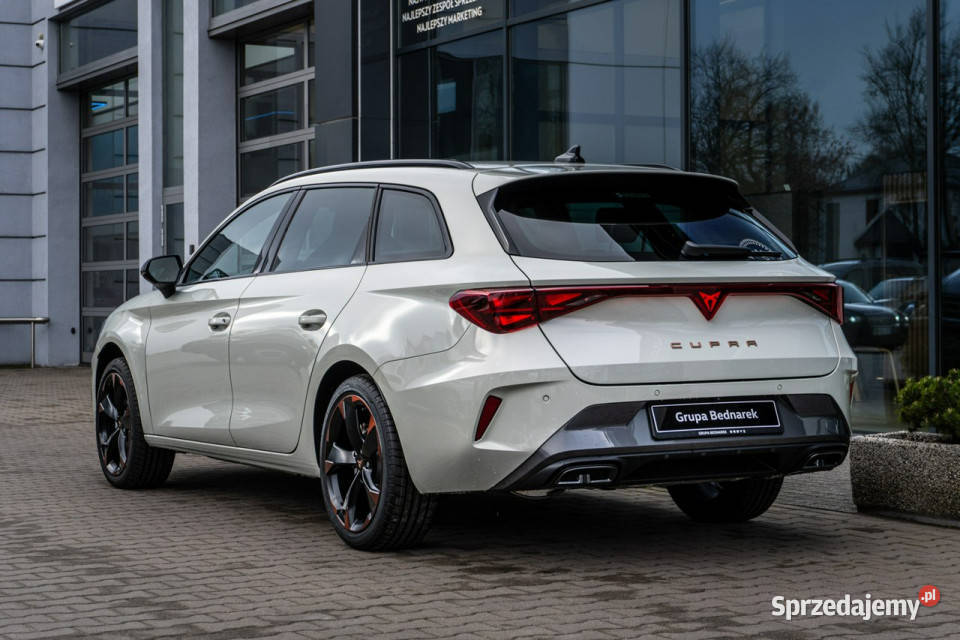 Cupra Leon Sportstourer 15 eTSI 150 DSG Dostępny Łódź