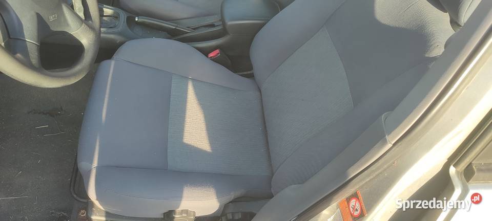 Nissan Almera 15 benzyna5 drzwi klima całośc manualna Krosno