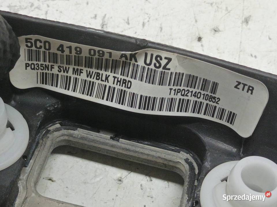 KIEROWNICA SKÓRZANA MULTIFUNKCJA VW Volkswagen Rok produkcji 2012