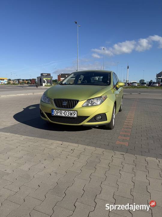 Seat Ibiza IV 14 benzyna kupiony w polskim salonie Prudnik