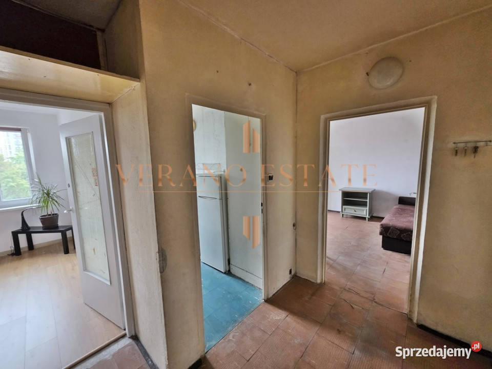 Do remontu 2pokoje winda loggia 44m2 12488zł/m2 Warszawa sprzedam