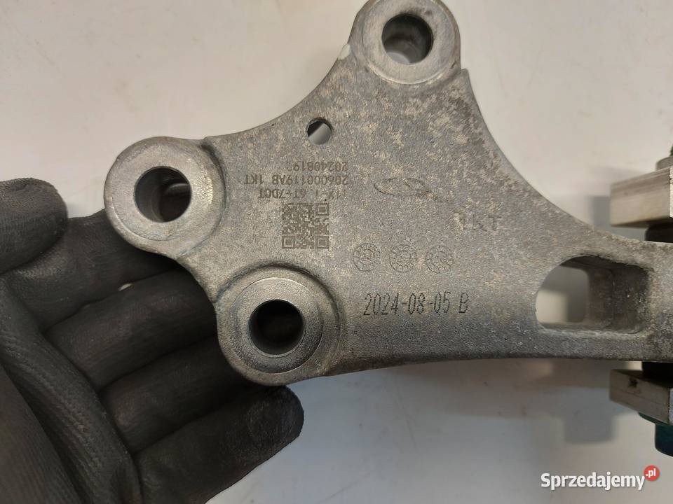 Chery Omoda 5 2024r łapa poduszka silnika 16