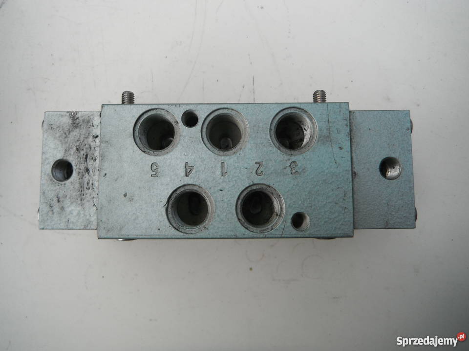 Zawór pneumatyczny 52 Łucznik 13005828 PA47 Chlewiska