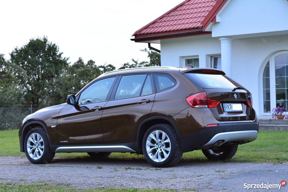 Piękne BMW X1 automat 4x4 20 diesel 172 reflektory ksenonowe