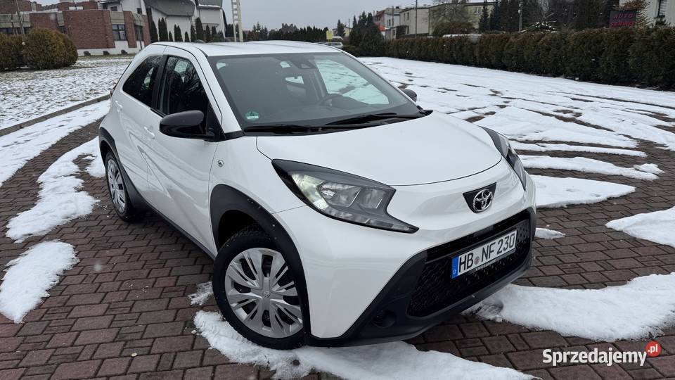 Toyota AYGO X 2023r 10 72 LED Navi Asystent Tarnowskie Góry sprzedam