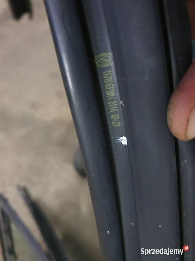 SZYBA DRZWI PRAWA TYŁ TYLNA FIAT TIPO II Świecie sprzedam