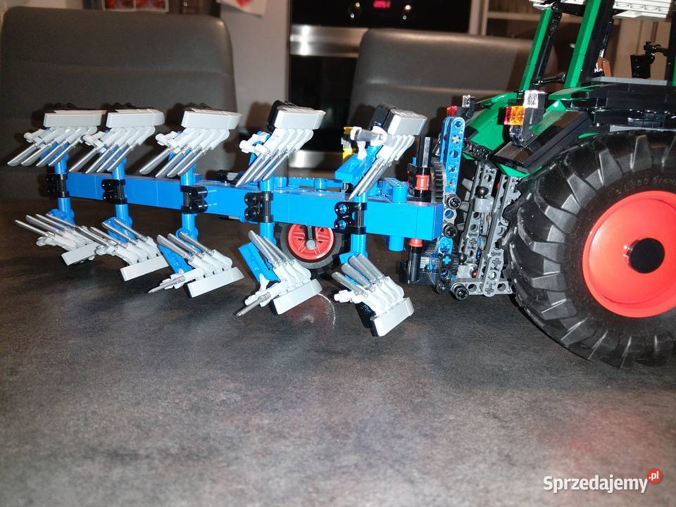 LEGO technic Fendt Favorit 514 z pługiem Pozostałe Dla Dziecka Izdebnik
