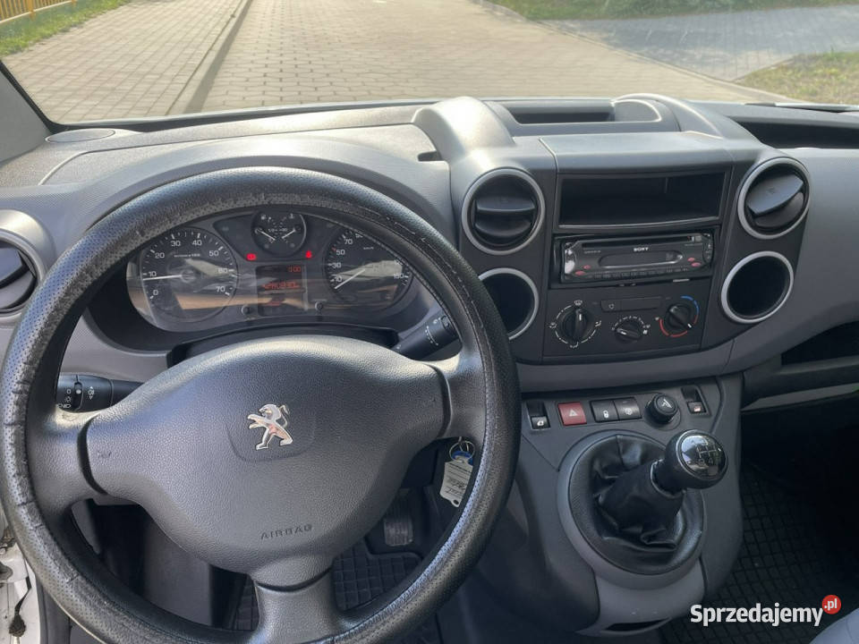Peugeot Partner Peugeot Partner Opłacony 16 eHDi centralny zamek Peugeot Gostyń sprzedam