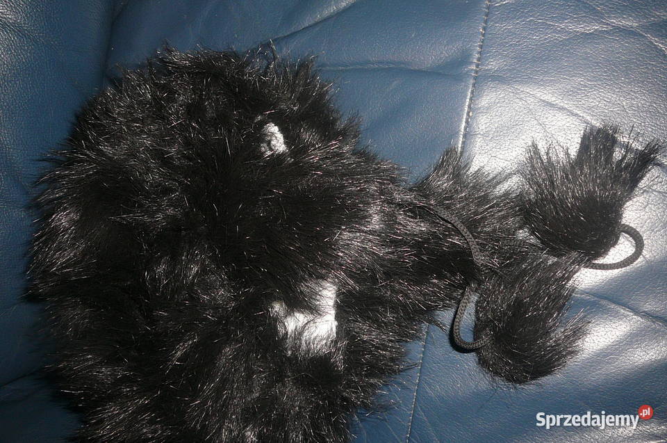 Czapka czarna futrzana uszatka sprzedam