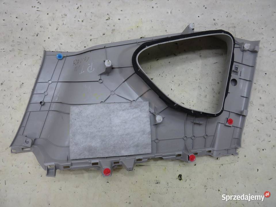 OSŁONA SŁUPKA PRAWY TYŁ TOYOTA RAV 4 IV