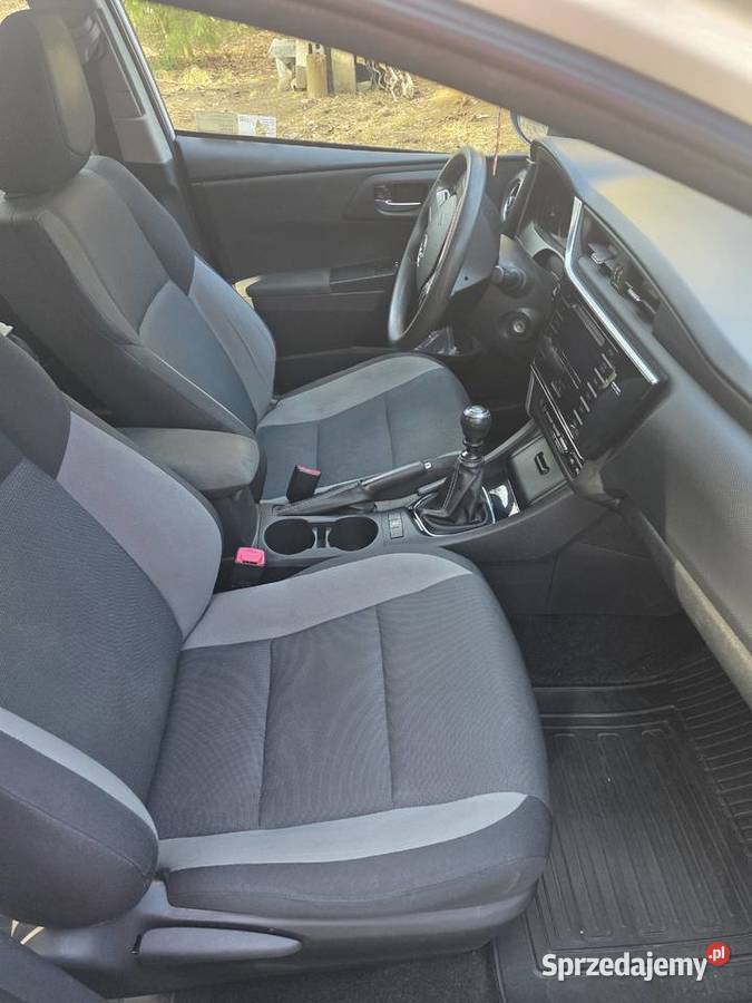 Toyota auris 14 diesel 2015r Warszawa