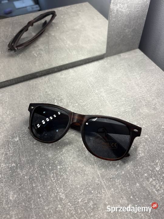 Okulary Wayfarer brązowe z czarnymi szkłami sprzedam