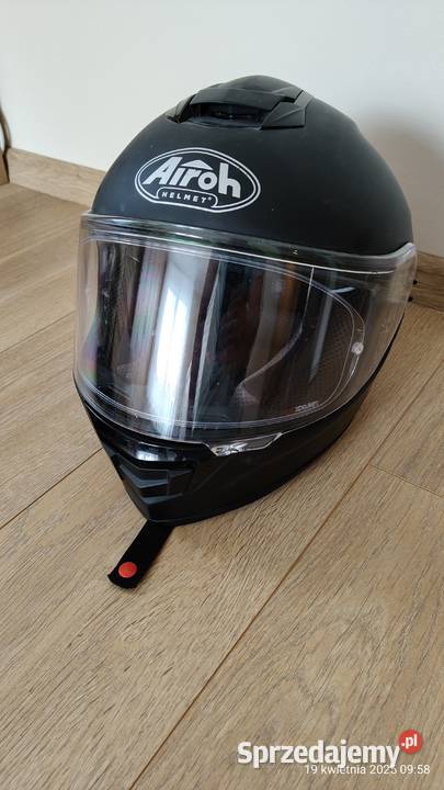 Kask motocyklowy Airoh st501 M czarny mat Poznań sprzedam