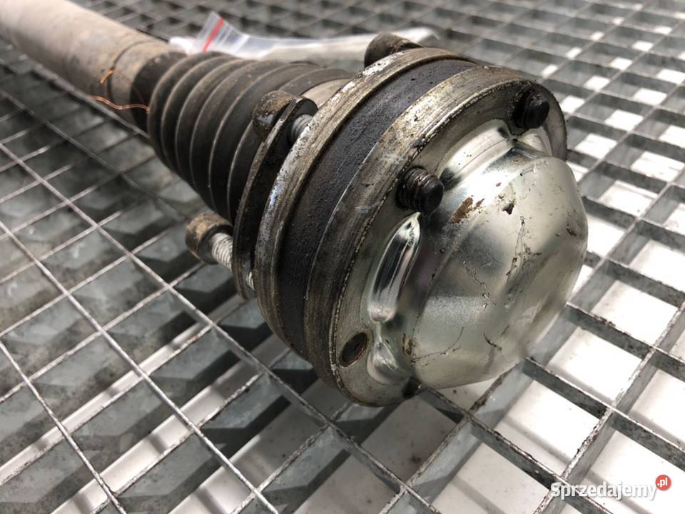 PÓŁOŚ PRAWY PRZÓD VW TOURAN 20 170 0310 PRZEGUB