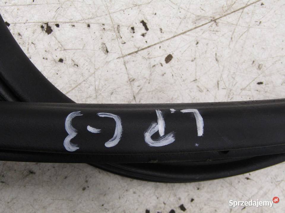 USZCZELKA DRZWI LEWY PRZÓD PRZEDNIA CITROEN C3