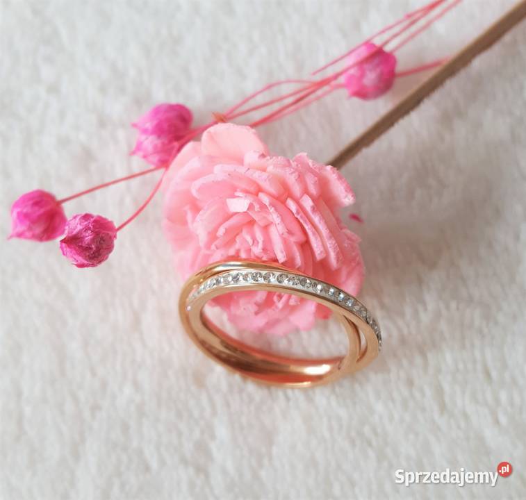 Nowy pierścionek obrączka złoty kolor białe zachodniopomorskie Szczecin sprzedam