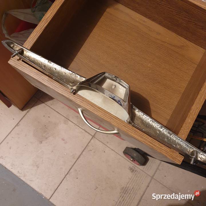 Opel Olympia Rekord uchwyt klapy bagażnika Ostrowiec Świętokrzyski