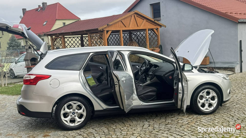 Ford Focus 16 Benzyna 125 z Niemiec serwisowany Strzegom