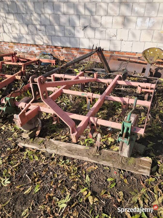 Sprzęt rolniczy pod C330 nieuszkodzony Terebiniec