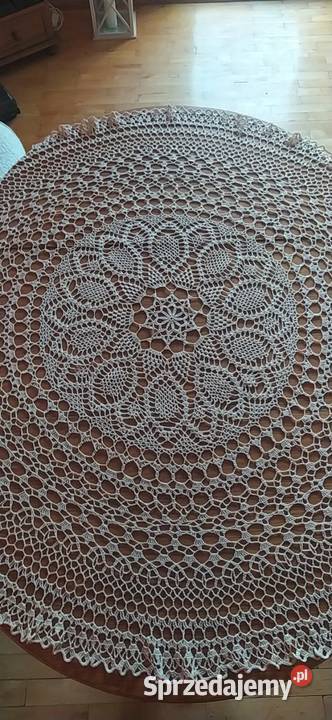 Obrus szydełkowy