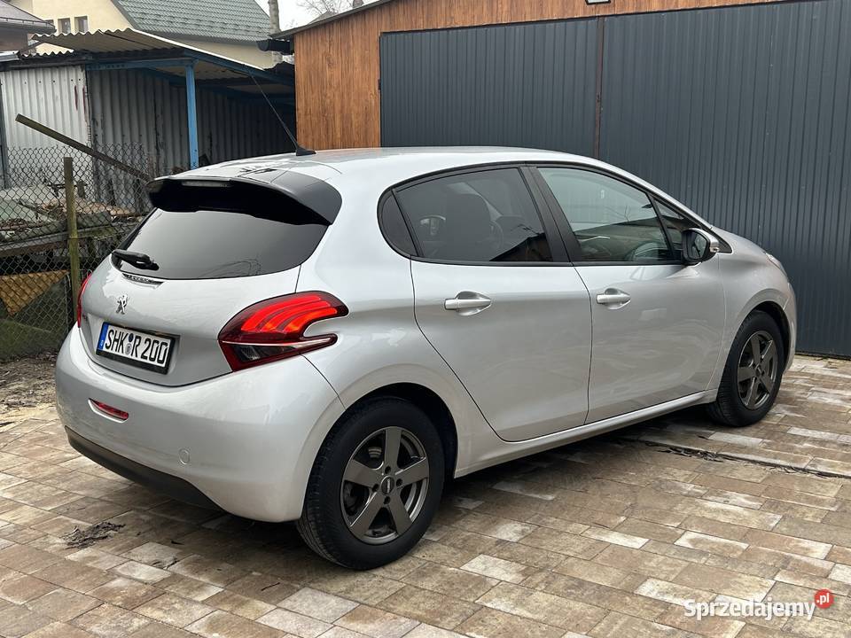 Peugeot 208navigrzane fotele16hdi 208 Jędrzejów