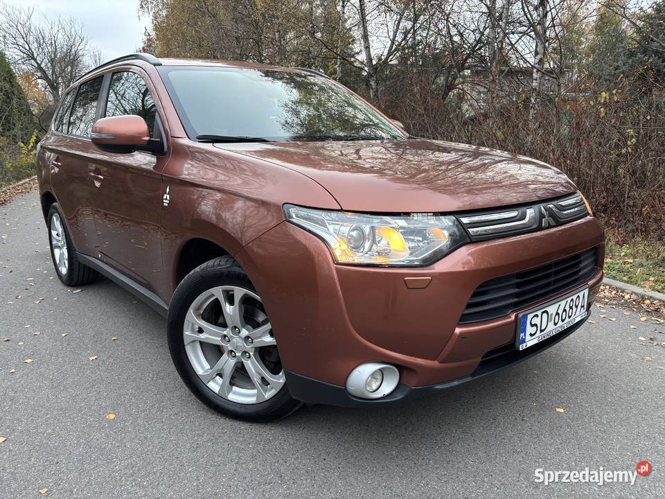 Mitsubishi outlander krajowy bezwypadkowy napęd 4x4 Dąbrowa Górnicza sprzedam