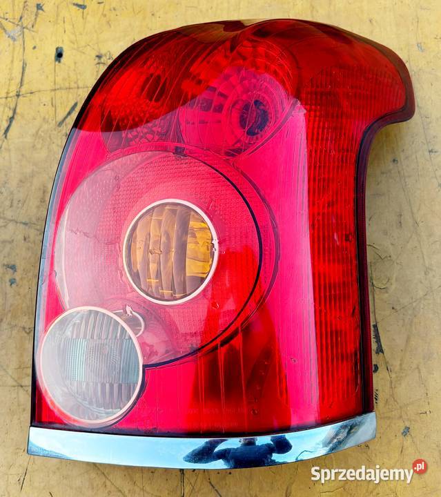 TOYOTA AVENSIS T25 KOMBI LAMPA TYŁ LEWA PRAWA Radom