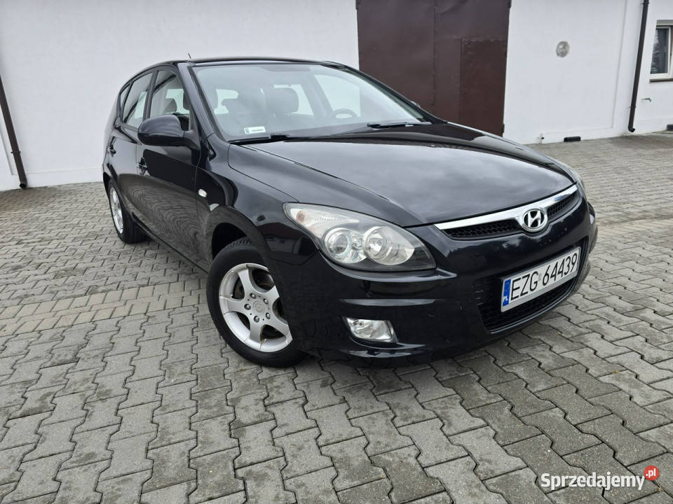 Hyundai i30 14Gaz Klimatyzacja2 światła do jazdy dziennej