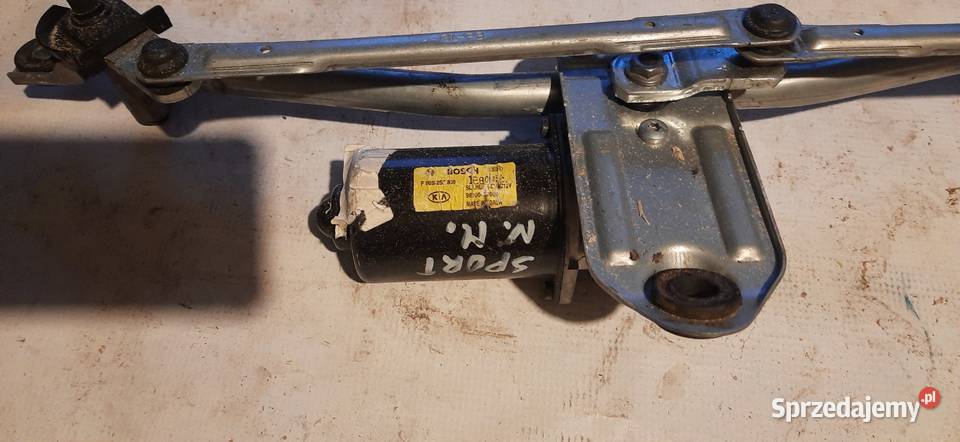 KIA SPORTAGE III MECHANIZM WYCIERACZEK 1015