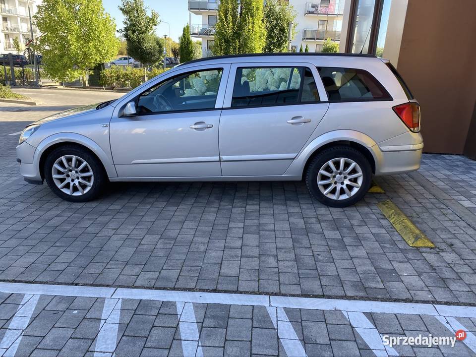 Opel Astra 17 diesel ISUZU 2005r kombi Astra Opel Inowrocław