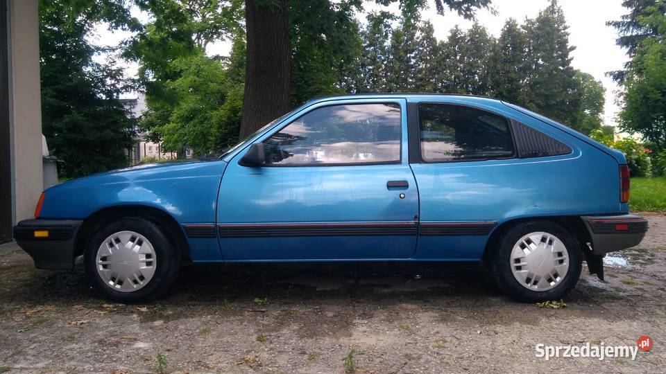 Pontiac Le Mans IV 16 74 54kW 1989 2/3 Zakrzówek