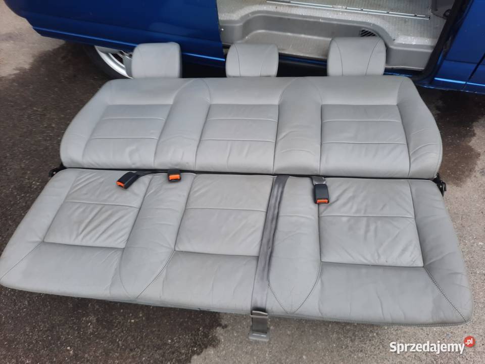 Sprzedam ostatni fotel kanapa łóżko z Vw Rok produkcji 2001 Nowosielce sprzedam