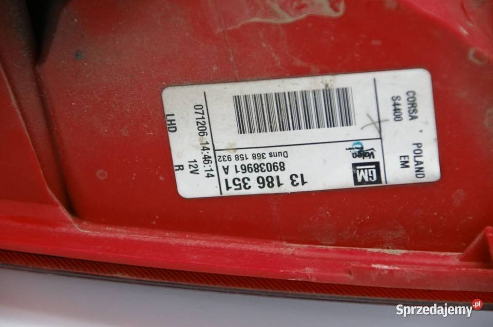 LAMPA PRAWA TYŁ OPEL CORSA D 13186351 Części samochodowe sprzedam